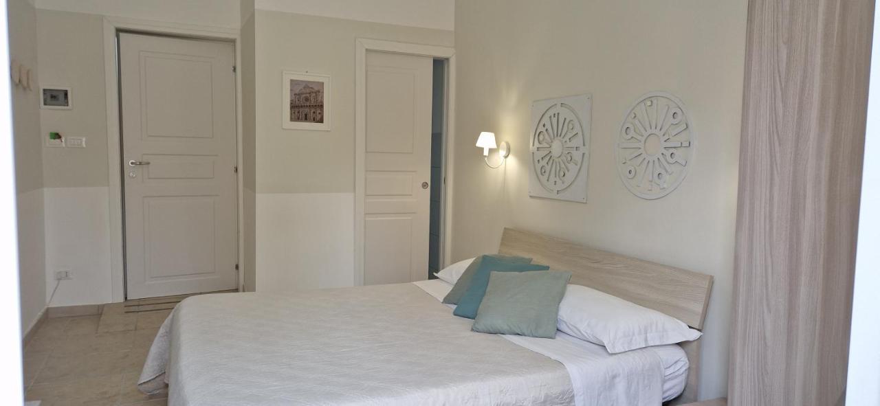 Diaz Rooms Lecce Extérieur photo